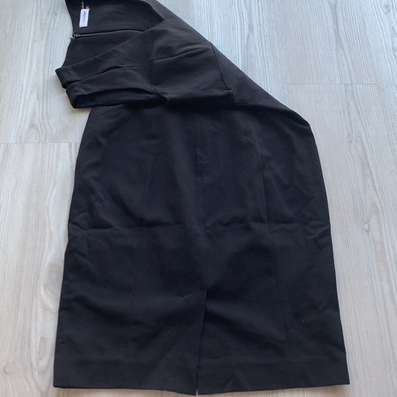 Calvin Klein - Picture 6 of 6